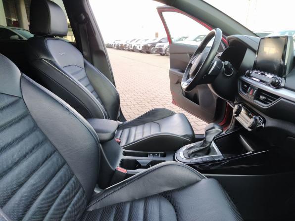 Kia Cerato IV Рестайлинг с пробегом 2021 года, цена 2 349 000 рублей, 79756 км, седан, Автокод Объявления