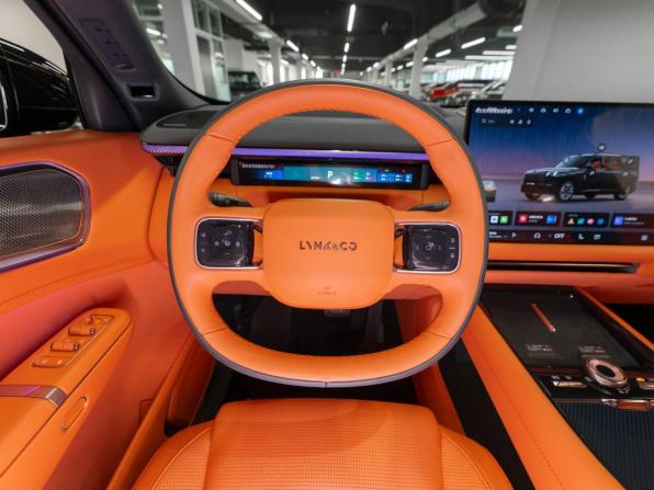 Lynk &amp; Co 900 с пробегом 2026 года, цена 7 850 000 рублей, 34 км, внедорожник, Автокод Объявления