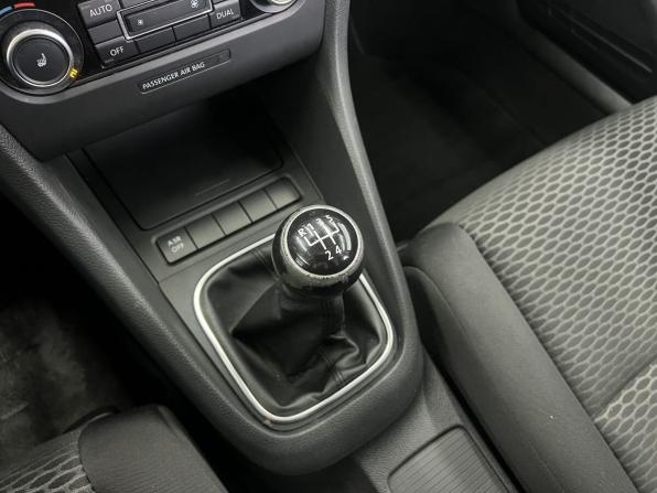 Volkswagen Golf VI с пробегом 2011 года, цена 899 000 рублей, 134360 км, хэтчбек, Автокод Объявления