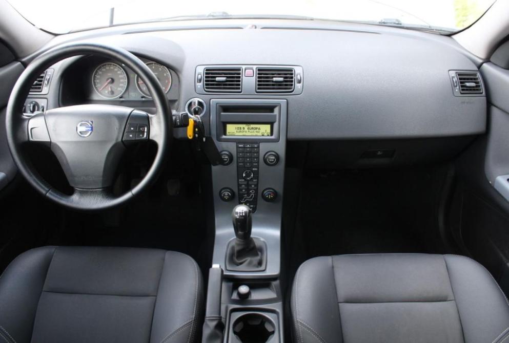 Volvo S40 II Рестайлинг Нижний Новгород  - изображение 16