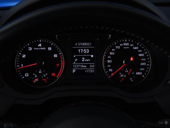 Audi Q3 I (8U) Рестайлинг с пробегом 2018 года, цена 2 197 041 рубль, 123716 км, внедорожник, Автокод Объявления