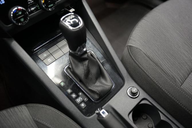 Skoda Octavia III (A7) Рестайлинг с пробегом 2019 года, цена 2 490 000 рублей, 102946 км, лифтбек, Автокод Объявления
