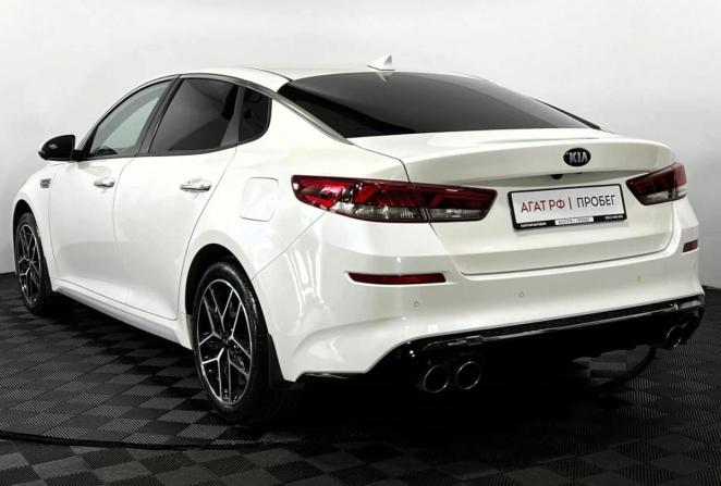 Kia Optima IV Рестайлинг с пробегом 2019 года, цена 2 420 000 рублей, 90000 км, седан, Автокод Объявления