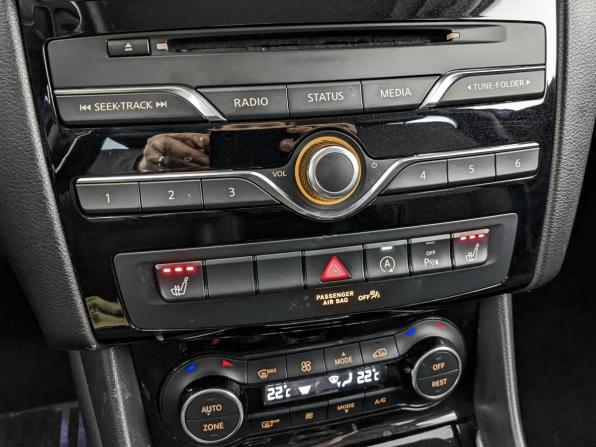 Infiniti Q30 с пробегом 2017 года, цена 2 550 000 рублей, 54096 км, хэтчбек, Автокод Объявления