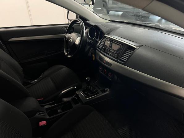 Mitsubishi Lancer X Рестайлинг с пробегом 2012 года, цена 690 001 рубль, 225000 км, седан, Автокод Объявления