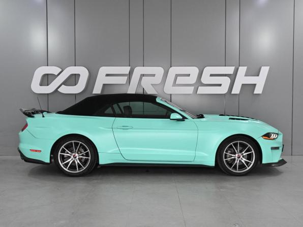 Ford Mustang VI Рестайлинг с пробегом 2021 года, цена 3 179 000 рублей, 82305 км, кабриолет, Автокод Объявления