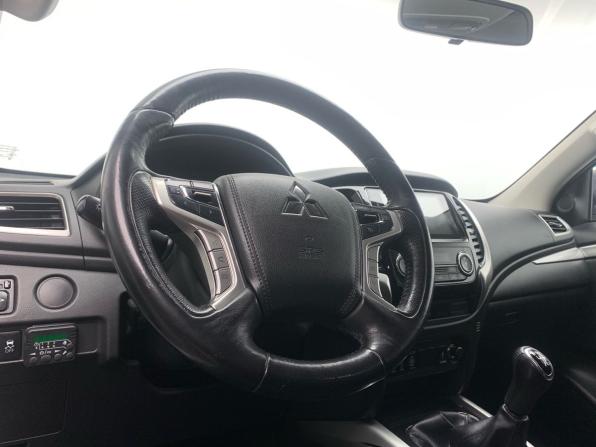 Mitsubishi Pajero Sport III с пробегом 2018 года, цена 2 599 000 рублей, 118281 км, внедорожник, Автокод Объявления