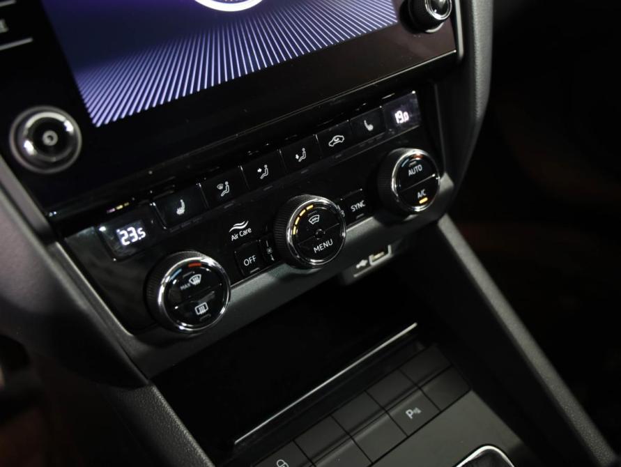 Skoda Octavia III (A7) Рестайлинг Санкт-Петербург  - изображение 11