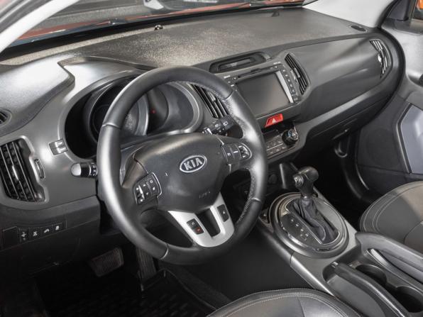 Kia Sportage III с пробегом 2011 года, цена 1 350 000 рублей, 240000 км, внедорожник, Автокод Объявления