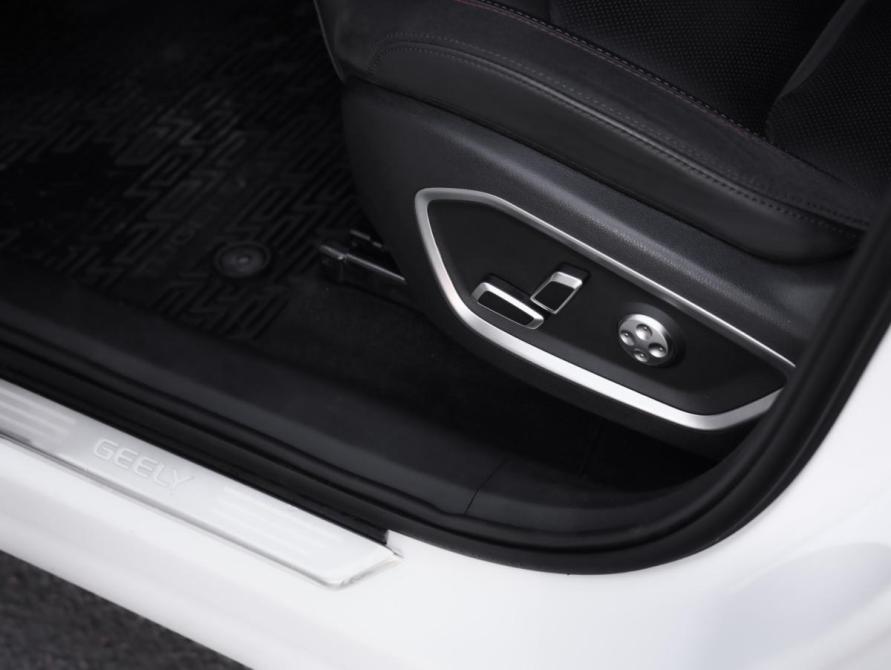 Geely Tugella I Рестайлинг Санкт-Петербург  - изображение 27