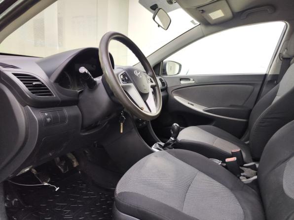 Hyundai Solaris I с пробегом 2013 года, цена 590 000 рублей, 190065 км, хэтчбек, Автокод Объявления