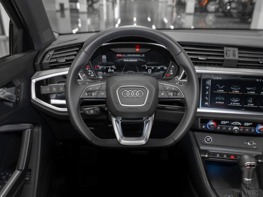 Audi Q3 II (F3) Москва  - изображение 11