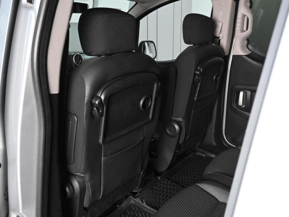 Peugeot Partner II Рестайлинг 2 с пробегом 2016 года, цена 1 349 000 рублей, 165793 км, компактвэн, Автокод Объявления