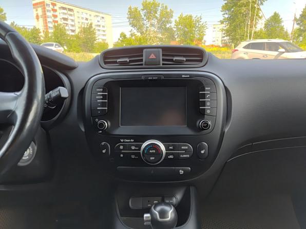 Kia Soul II Рестайлинг с пробегом 2017 года, цена 1 617 000 рублей, 74453 км, хэтчбек, Автокод Объявления