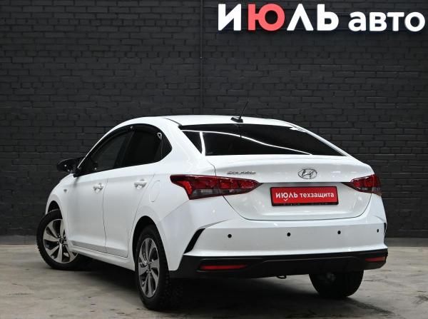 Hyundai Solaris II Рестайлинг с пробегом 2021 года, цена 1 490 000 рублей, 62595 км, седан, Автокод Объявления