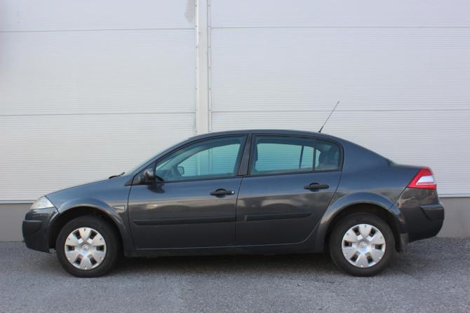 Renault Megane II Рестайлинг с пробегом 2008 года, цена 357 000 рублей, 235731 км, седан, Автокод Объявления