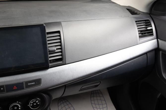 Mitsubishi Lancer X с пробегом 2011 года, цена 599 000 рублей, 266000 км, седан, Автокод Объявления