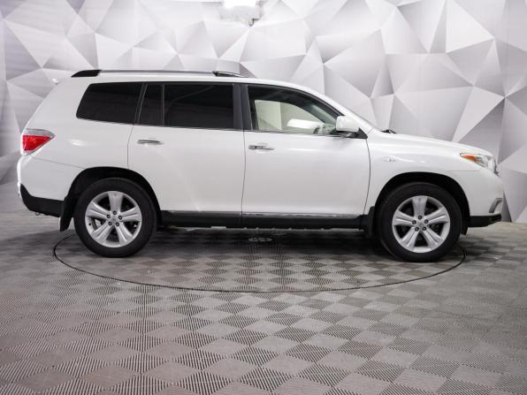 Toyota Highlander II (XU40) Рестайлинг с пробегом 2013 года, цена 1 844 000 рублей, 238000 км, внедорожник, Автокод Объявления