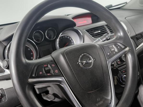 Opel Mokka I с пробегом 2014 года, цена 1 029 000 рублей, 154163 км, внедорожник, Автокод Объявления