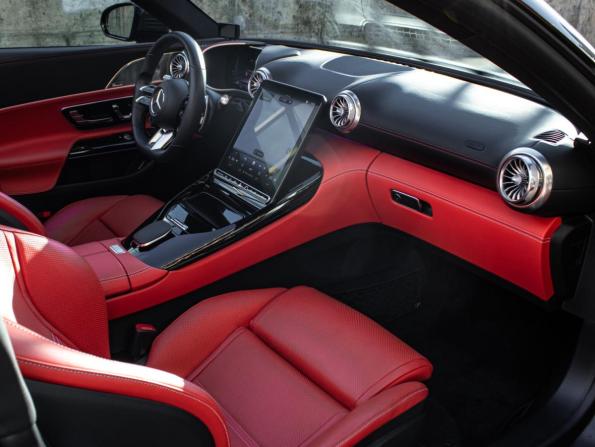 Mercedes-Benz SL-Класс AMG IV (R232) с пробегом 2022 года, цена 11 800 000 рублей, 7960 км, родстер, Автокод Объявления