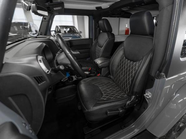 Jeep Wrangler III (JK) с пробегом 2013 года, цена 2 980 000 рублей, 94353 км, внедорожник, Автокод Объявления