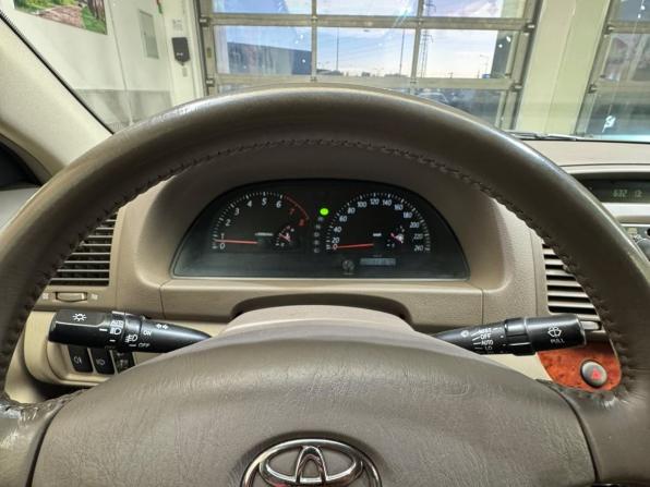 Toyota Camry V (XV30) Рестайлинг с пробегом 2004 года, цена 1 500 000 рублей, 111860 км, седан, Автокод Объявления