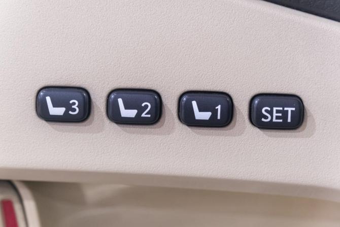 Lexus RX III с пробегом 2009 года, цена 1 999 000 рублей, 121000 км, внедорожник, Автокод Объявления