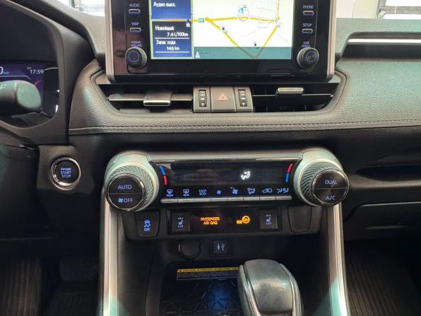 Toyota RAV4 V (XA50) с пробегом 2020 года, цена 3 800 000 рублей, 82731 км, внедорожник, Автокод Объявления