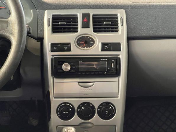 Lada (ВАЗ) Priora I с пробегом 2010 года, цена 315 000 рублей, 260000 км, хэтчбек, Автокод Объявления