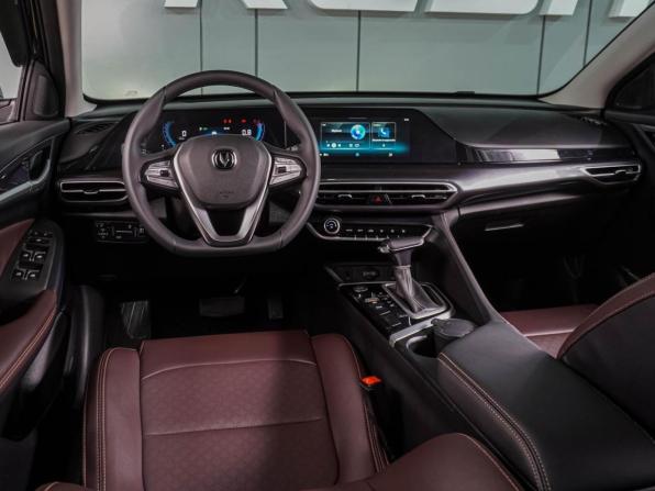 Changan Eado Plus с пробегом 2023 года, цена 1 699 000 рублей, 23446 км, седан, Автокод Объявления