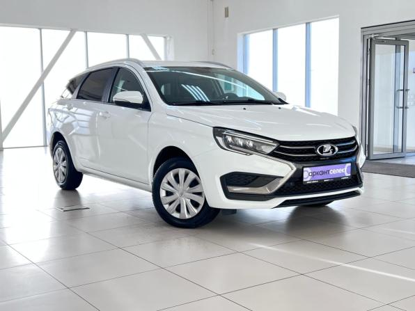 Lada (ВАЗ) Vesta I Рестайлинг (NG) с пробегом 2024 года, цена 1 199 000 рублей, 45490 км, универсал, Автокод Объявления