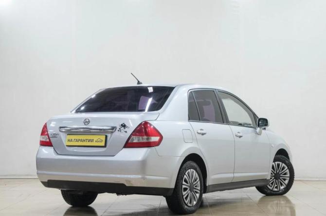 Nissan Tiida I Рестайлинг с пробегом 2010 года, цена 749 000 рублей, 221910 км, седан, Автокод Объявления