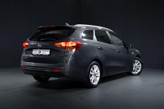 Kia Ceed II Рестайлинг с пробегом 2017 года, цена 1 400 000 рублей, 112181 км, универсал, Автокод Объявления