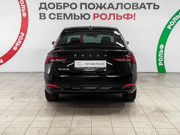Skoda Octavia IV (A8) с пробегом 2021 года, цена 2 151 000 рублей, 83630 км, лифтбек, Автокод Объявления