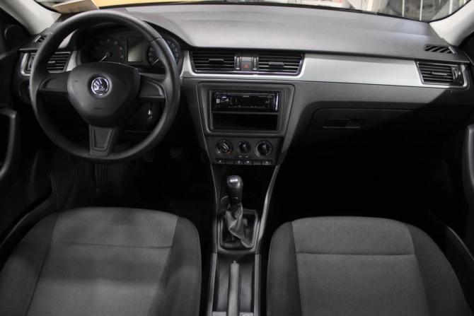 Skoda Rapid I с пробегом 2015 года, цена 629 000 рублей, 110756 км, лифтбек, Автокод Объявления