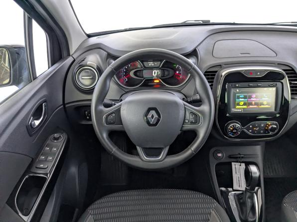 Renault Kaptur I с пробегом 2018 года, цена 1 390 000 рублей, 74524 км, внедорожник, Автокод Объявления