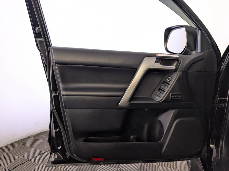 Toyota Land Cruiser Prado 150 Series Рестайлинг 2 Москва  - изображение 19