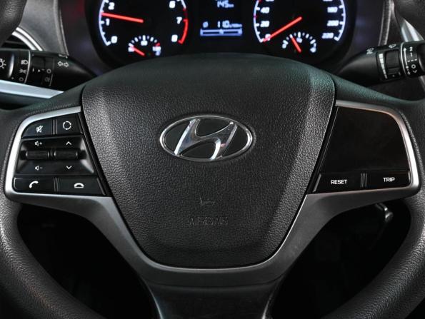 Hyundai Solaris II с пробегом 2018 года, цена 1 399 000 рублей, 115490 км, седан, Автокод Объявления