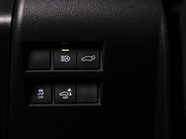 Toyota Land Cruiser 300 Series с пробегом 2021 года, цена 9 699 000 рублей, 100749 км, внедорожник, Автокод Объявления
