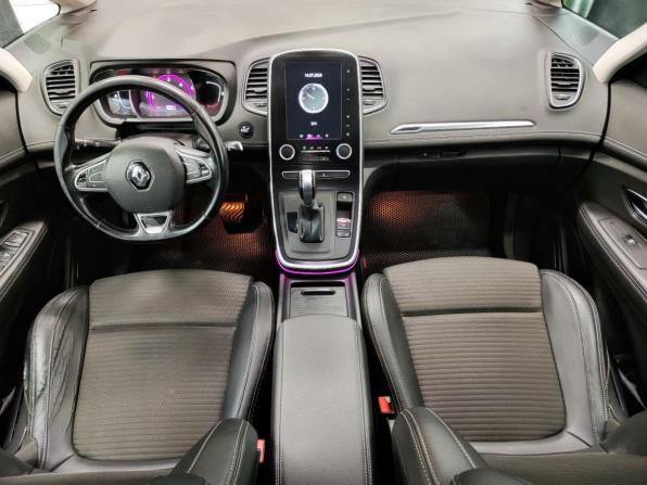 Renault Scenic IV с пробегом 2017 года, цена 1 585 740 рублей, 255000 км, минивэн, Автокод Объявления