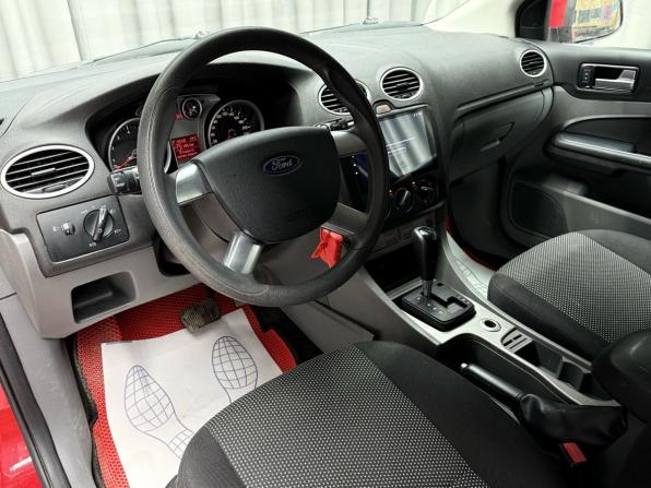 Ford Focus II Рестайлинг с пробегом 2010 года, цена 749 000 рублей, 153765 км, хэтчбек, Автокод Объявления