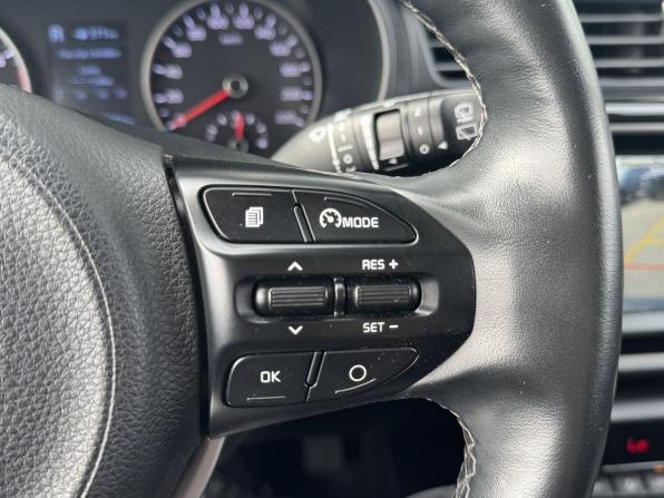 Kia Rio IV с пробегом 2019 года, цена 1 590 000 рублей, 90240 км, хэтчбек, Автокод Объявления
