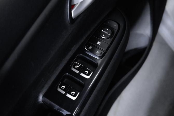 Kia Rio IV с пробегом 2017 года, цена 1 099 000 рублей, 214500 км, седан, Автокод Объявления