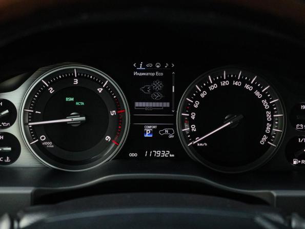 Toyota Land Cruiser 200 Series Рестайлинг 2 с пробегом 2017 года, цена 7 590 000 рублей, 117929 км, внедорожник, Автокод Объявления