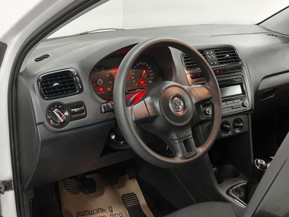 Volkswagen Polo V с пробегом 2013 года, цена 660 000 рублей, 126249 км, седан, Автокод Объявления