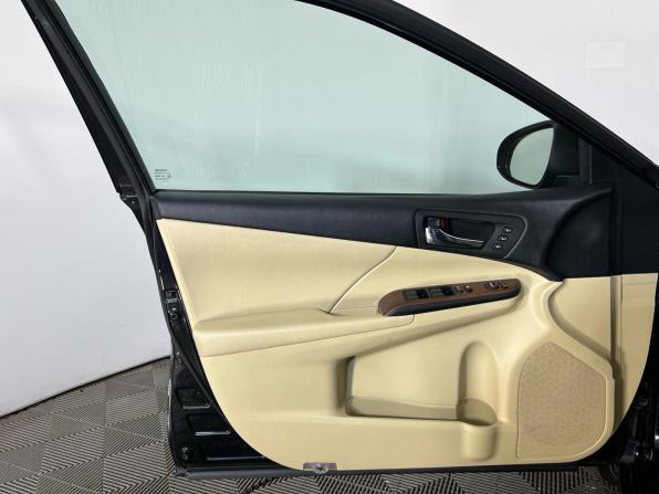 Toyota Camry VII (XV50) Рестайлинг с пробегом 2016 года, цена 2 050 000 рублей, 177000 км, седан, Автокод Объявления