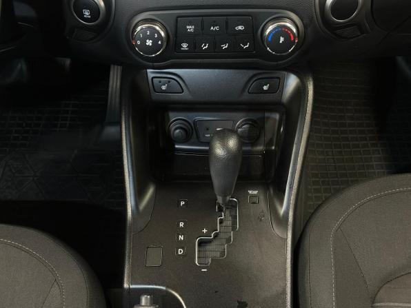 Hyundai ix35 I Рестайлинг с пробегом 2015 года, цена 1 530 000 рублей, 126193 км, внедорожник, Автокод Объявления
