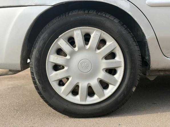 Mazda Demio I (DW) с пробегом 2002 года, цена 215 000 рублей, 381408 км, хэтчбек, Автокод Объявления