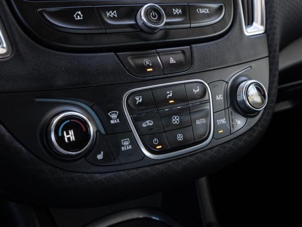 Chevrolet Malibu IX Рестайлинг с пробегом 2019 года, цена 1 500 000 рублей, 269469 км, седан, Автокод Объявления