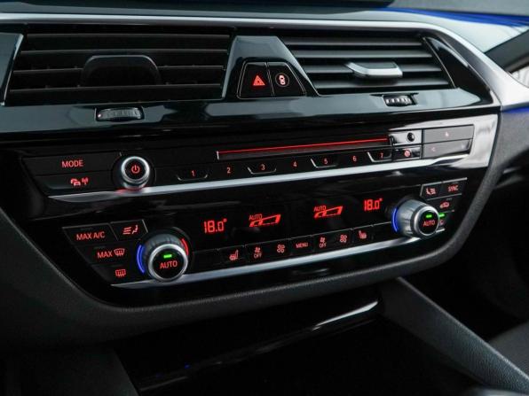 BMW 5 серии VII (G30/G31/G38) с пробегом 2019 года, цена 3 570 000 рублей, 147589 км, седан, Автокод Объявления